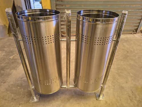 Stainless Steel Pole Hanging Dustbin