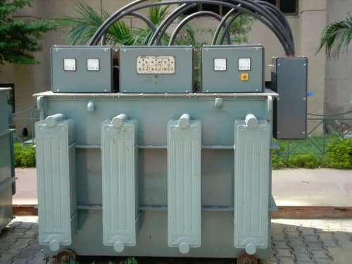 Three Phase Servo Controlled Voltage Stabilizer